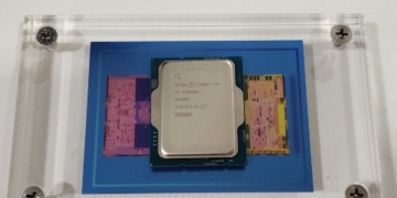Intel Core i9-13900K.