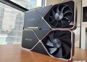 NVIDIA GeForce RTX 3090 FE (top) and the RTX 4090 (bottom).