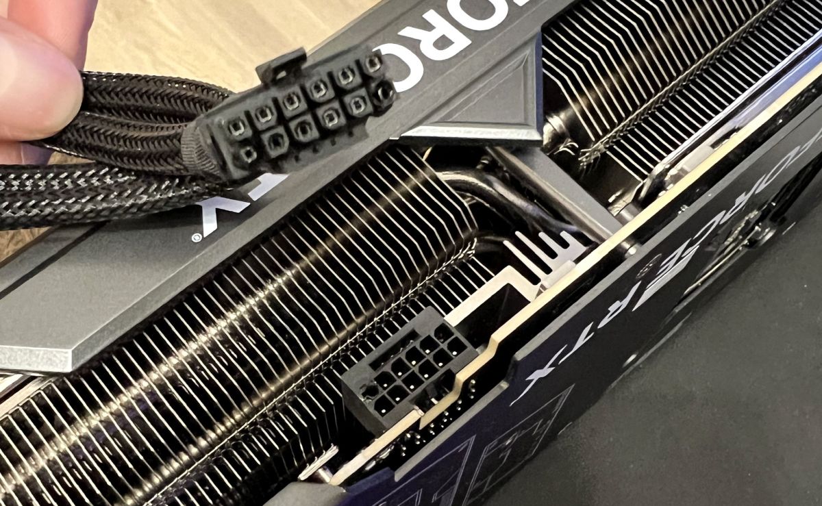 The First Cases Of NVIDIA s GeForce RTX 4090 And Melted 16 Pin Connectors Are Coming In - 75