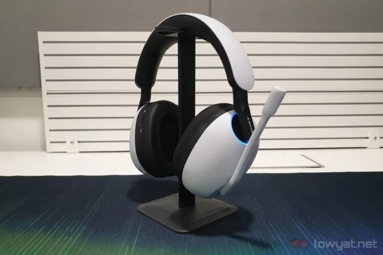 Sony Inzone H9 stand