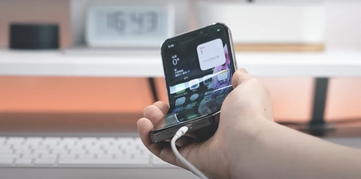 Apple iPhone 14 Pro Max curved screen display conversion