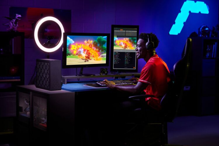Intel unveils the Intel® NUC 13 Extreme Kit (code-named Raptor Canyon) and Intel NUC 13 Extreme Compute Element. The NUC 13 Extreme features unlocked 13th Gen Intel® Core™ desktop processors and space for new triple-slot, 12-inch graphics cards to unleash even more performance for enthusiast gamers and content creators. (Credit: Intel Corporation)