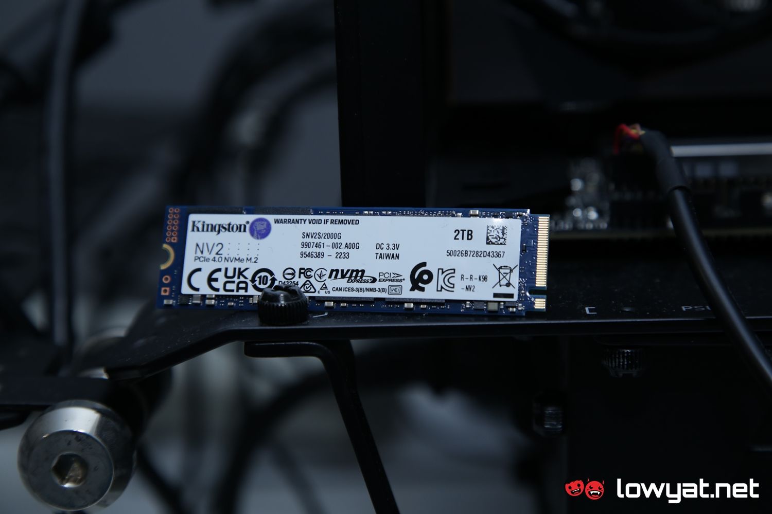 Kingston NV2 SSD Lightning Review : SSD PCIe Gen4 abordable