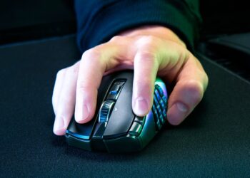 Razer Naga V2 HyperSpeed