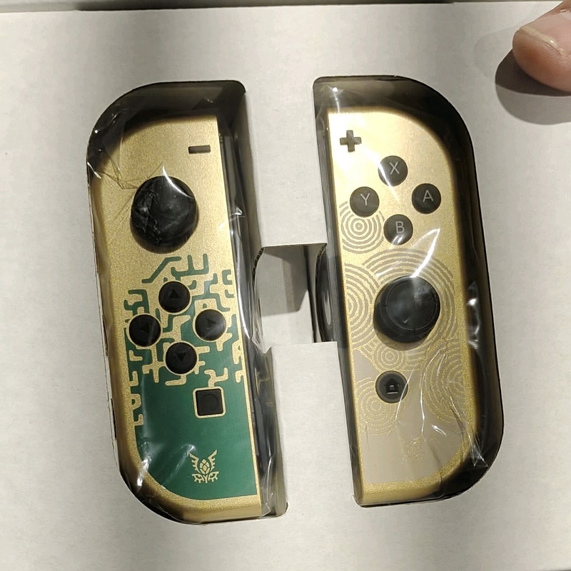 Switch OLED The Legend of Zelda Tears of the Kingdom Edition membocorkan Joy-Cons