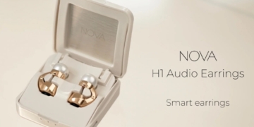 Nova H1 Audio Earrings box