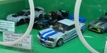 LEGO 2 Fast 2 Furious Nissan Skyline GT-R R34