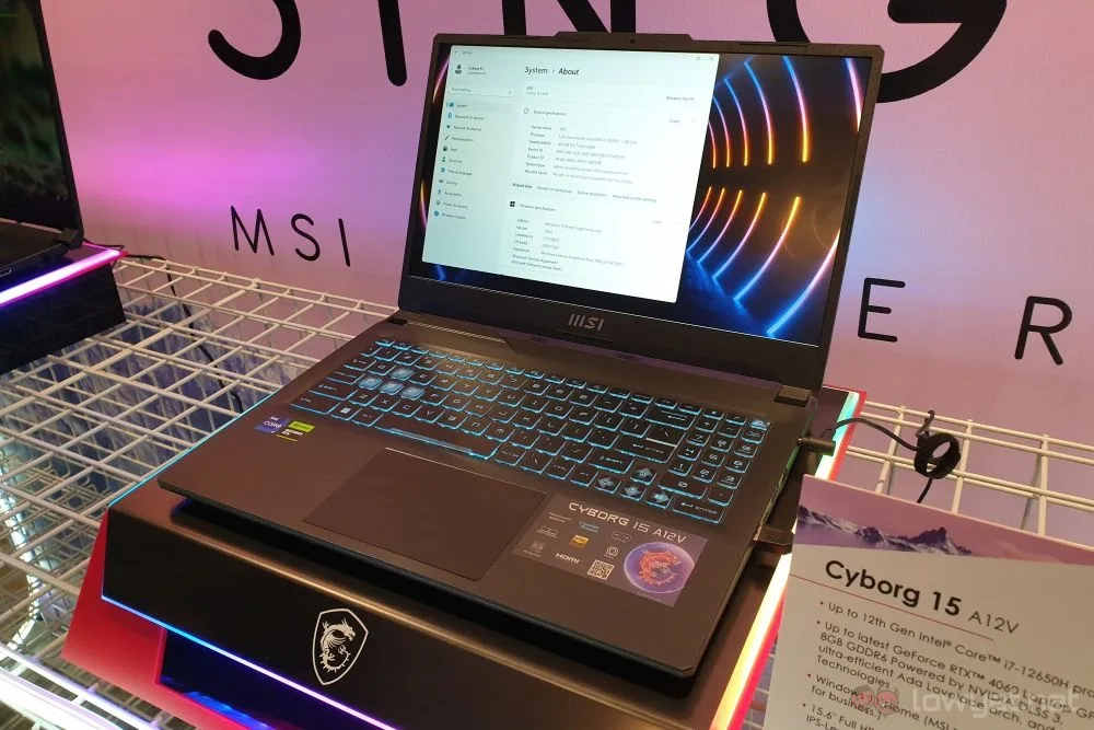 MSI Cyborg 15 front