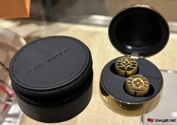 Louis Vuitton Horizon Light Up Earphones - Malaysia