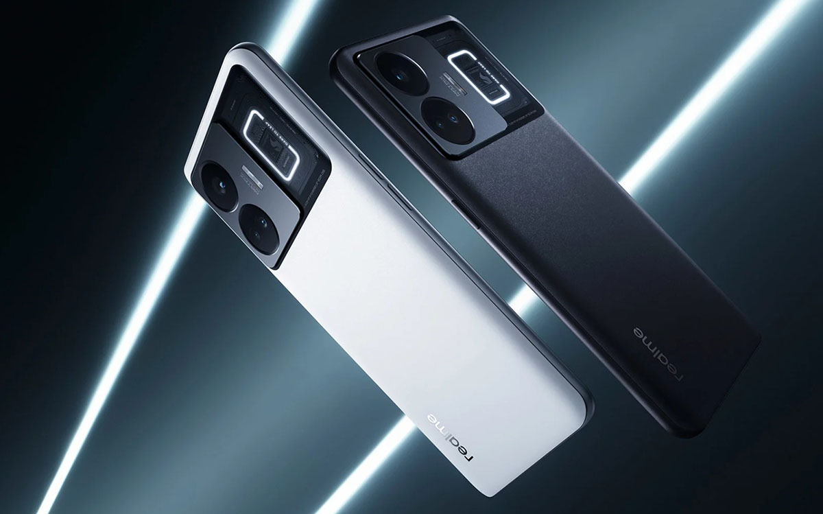 https://www.lowyat.net/wp-content/uploads/2023/03/realme-gt3-price-fast-charging-launch-4.jpg