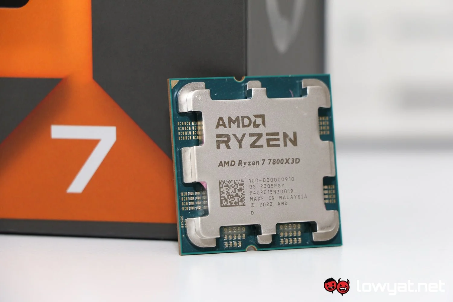 AMD Ryzen 7 7800X3D 2