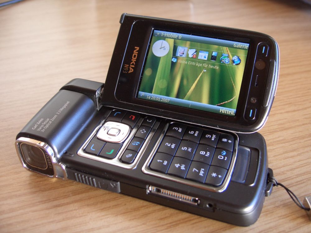 Nokia N93