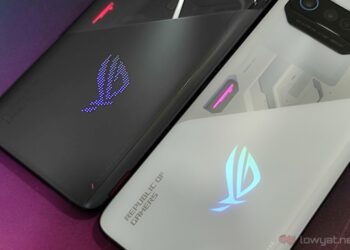 ROG Phone 7 white vs black