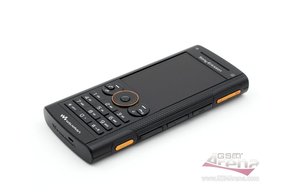 Sony Ericsson W902