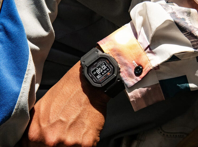 casio g-shock g-squad dw-h5600 watch price