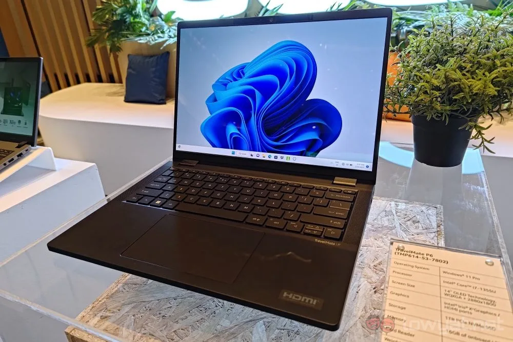 Acer TravelMate P6
