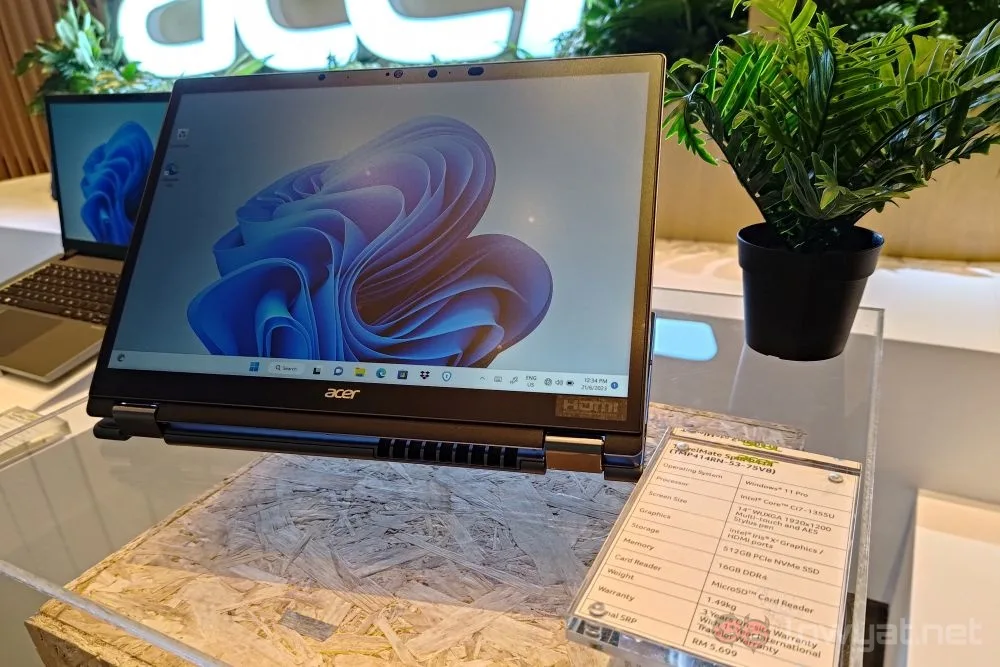 Acer TravelMate Spin P4