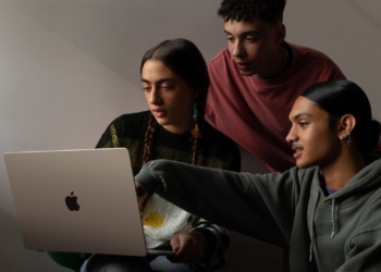 15-inch MacBook Air M2