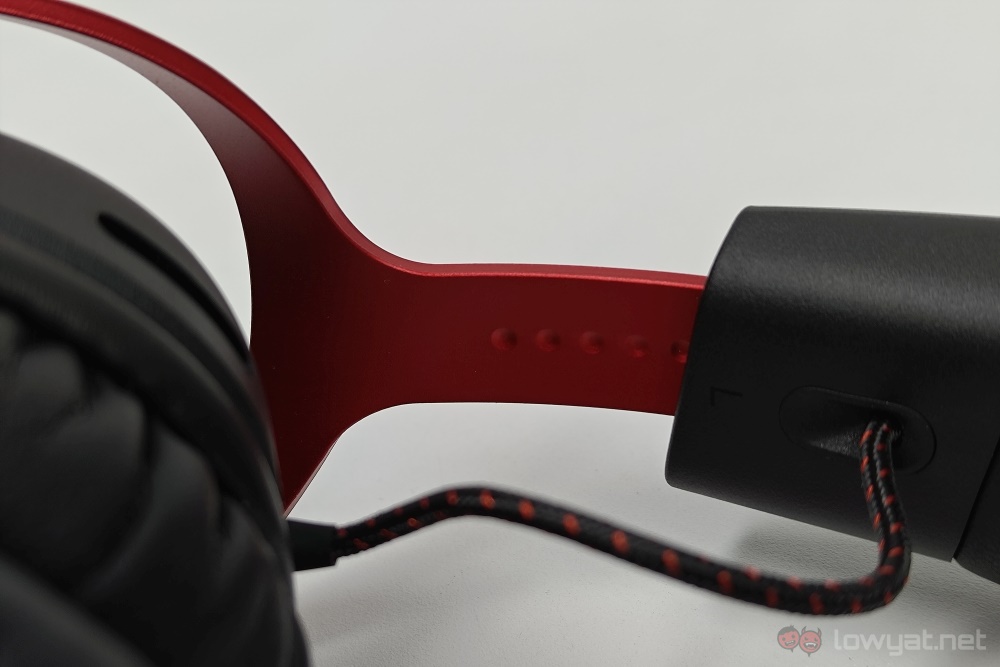 HyperX Cloud III band notches