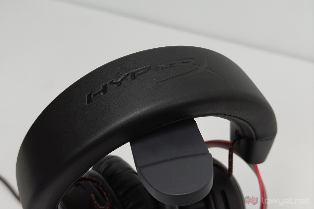 HyperX Cloud III band