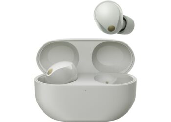 Sony WF-1000XM5 case white