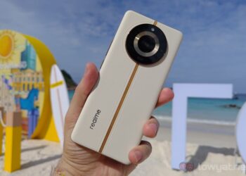 realme 11 Pro Plus back