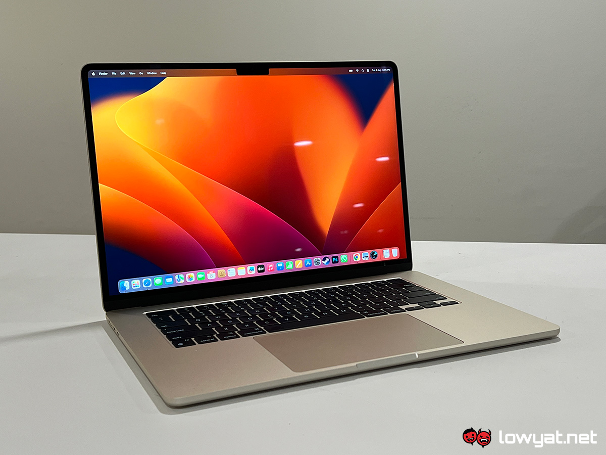 Apple MacBook Air 15-Inch Lightning Review: Bigger View, Pleasant