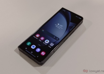 Samsung Galaxy Z Fold5 front