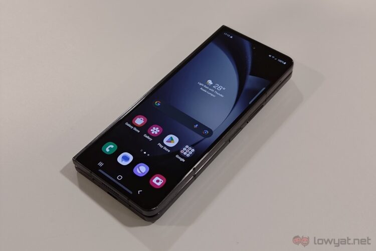 Samsung Galaxy Z Fold5 front
