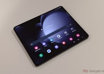 Samsung Galaxy Z Fold5 front open