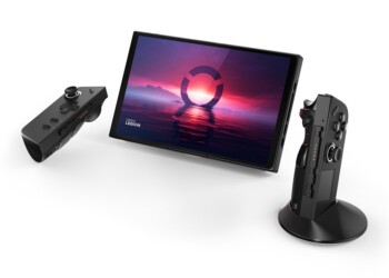 Lenovo Legion Go controllers detached