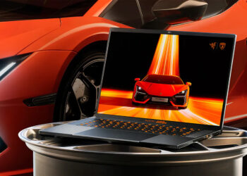 Razer Blade 16 x Automobili Lamborghini Edition