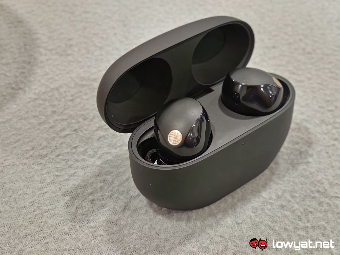 Sony WF-1000XM5 Earbuds Set To Be Smaller Than Predecessors