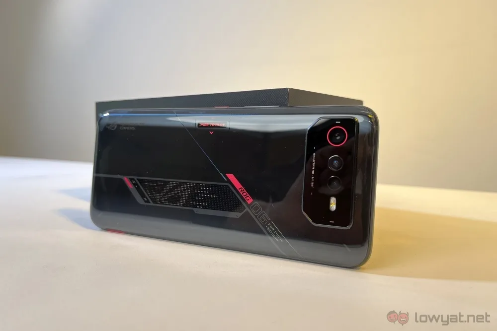 ASUS ROG Phone 6 MLBB Special Edition no case marked
