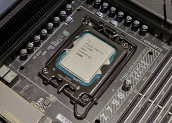 Intel Core i9 14900K product shot 1
