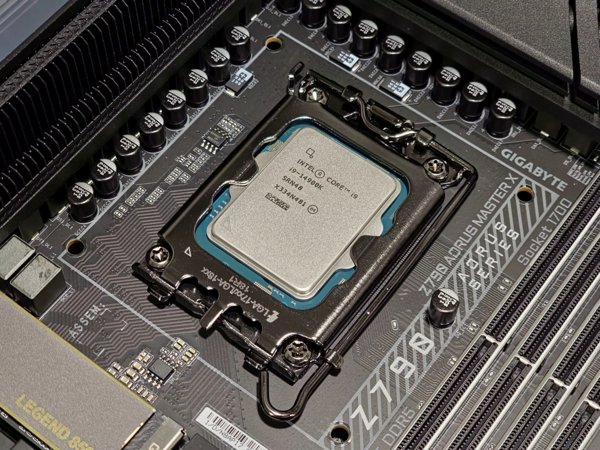 Intel Core i9 14900K product shot 1