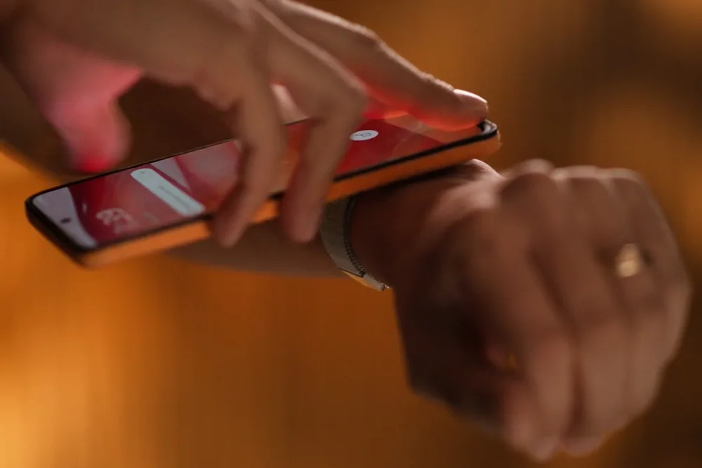 Motorola bendable concept cuff