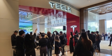 Tesla Experience Centre Pavilion Damansara Heights