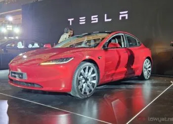 Tesla Model 3 EV