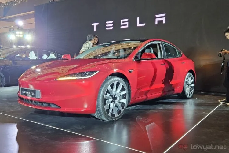 Tesla Model 3 EV