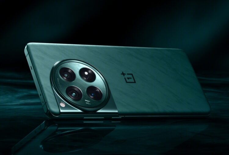 OnePlus 12 officially unveiled