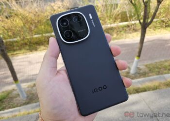 iQOO 12 back