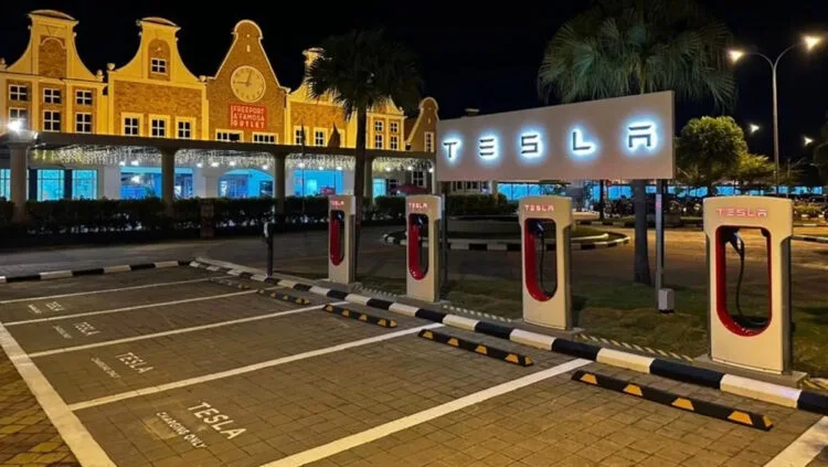 tesla supercharger melaka