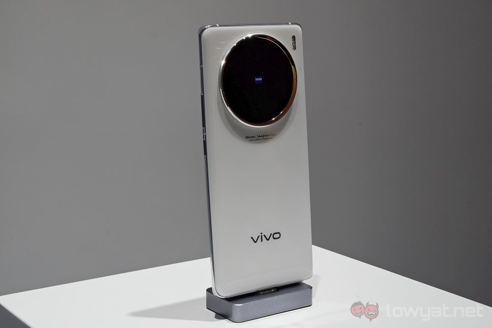 vivo X100