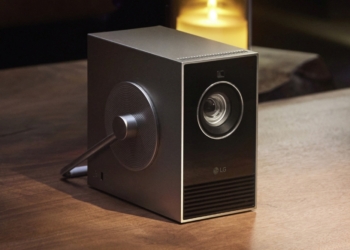 LG CineBeam Qube