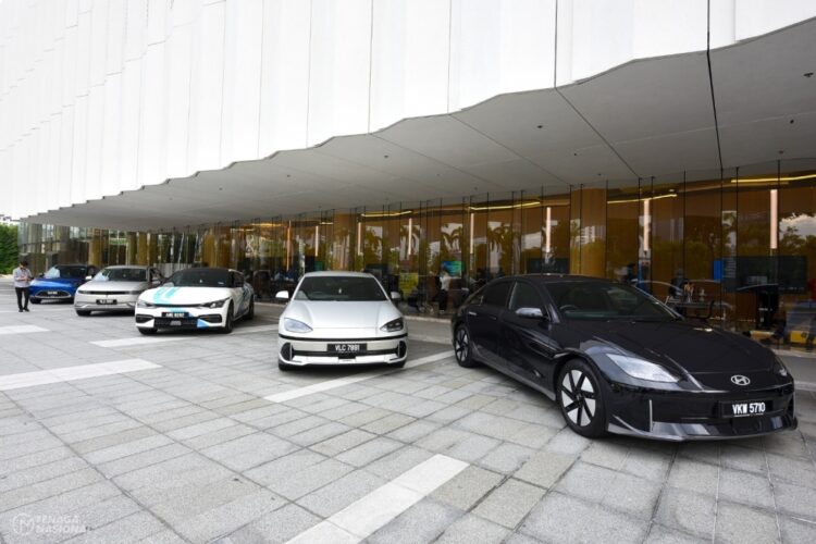 Myzeva EV drive cars