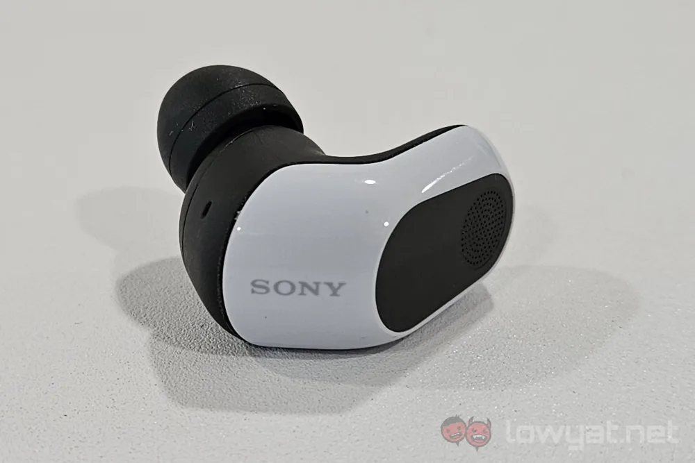 Sony Inzone Buds single