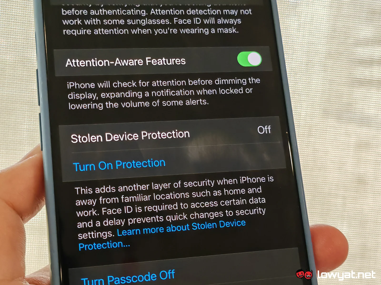 apple ios 17.3 stolen device protection