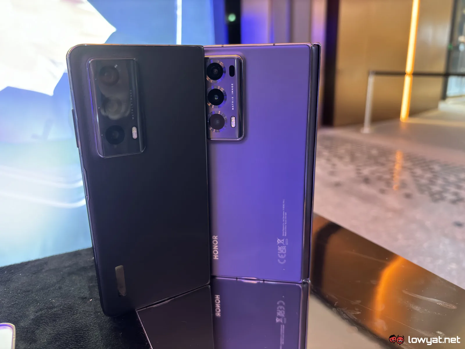 honor magic v2
