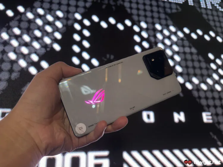 rog phone 8